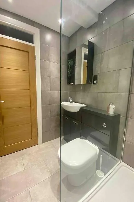 Lovely Apartment With Spectacular Views & Free Parking 브라이턴 0*,  영국